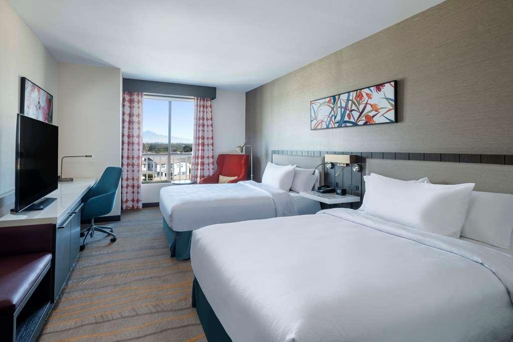 Hilton Garden Inn Pomona, Ca Bilik gambar